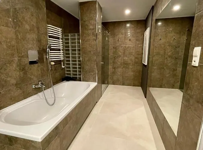 Daire Boutique - Old Town 120m2 - Private Underground Parking -