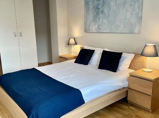 Boutique - Old Town 120m2 - Private Underground Parking - Daire *